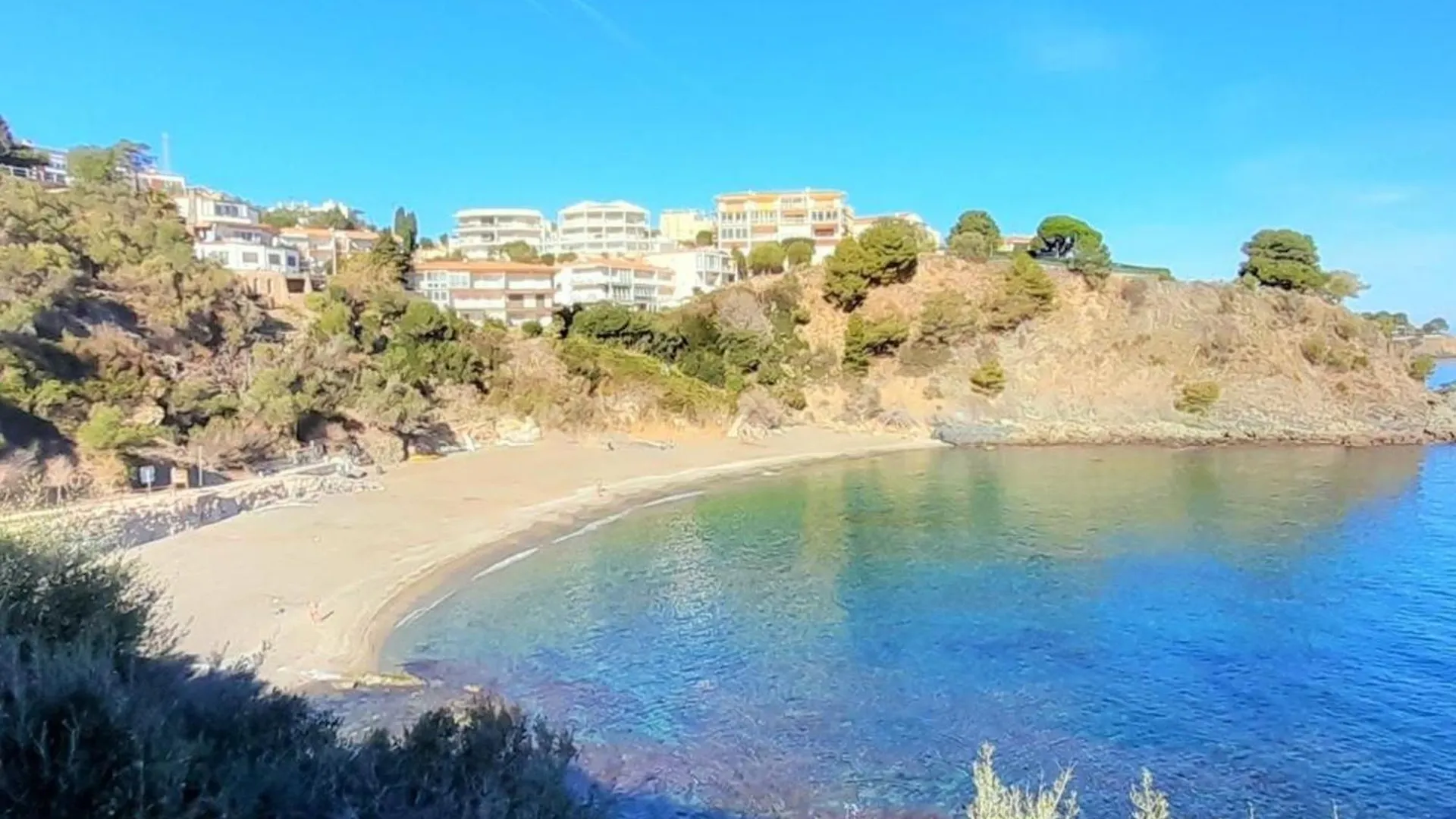 Magnifico Atico Amueblado Con Terraza A 2 Pasos De La Playa - Se Aceptan Mascotas - Es-170-23 Apartment Llanca